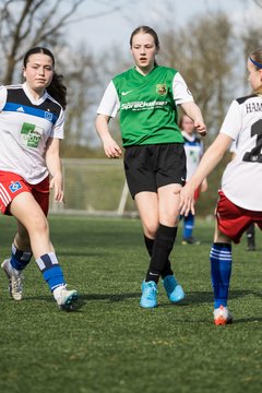 Bild 409 - wCJ Hamburger SV - Heeslinger SC : Ergebnis: 7:0